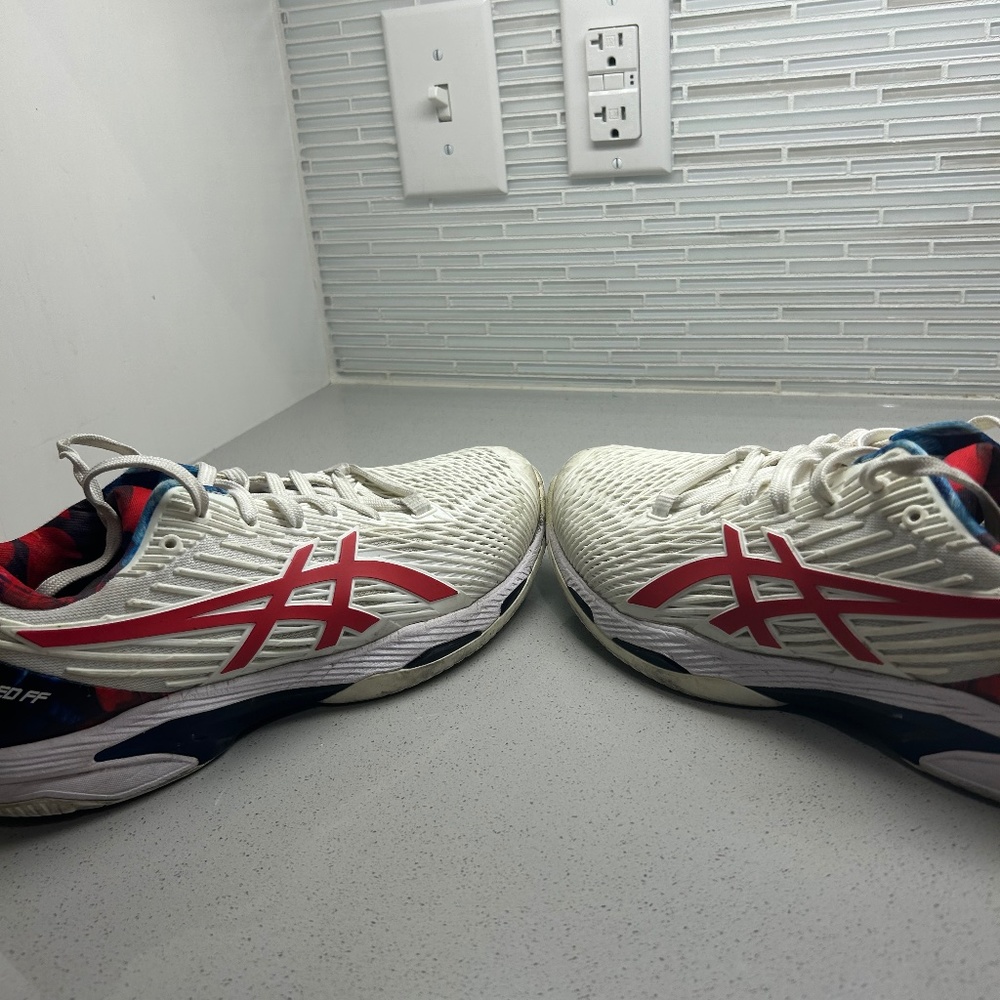 Solution speed FF tennis shoe men’s size 7